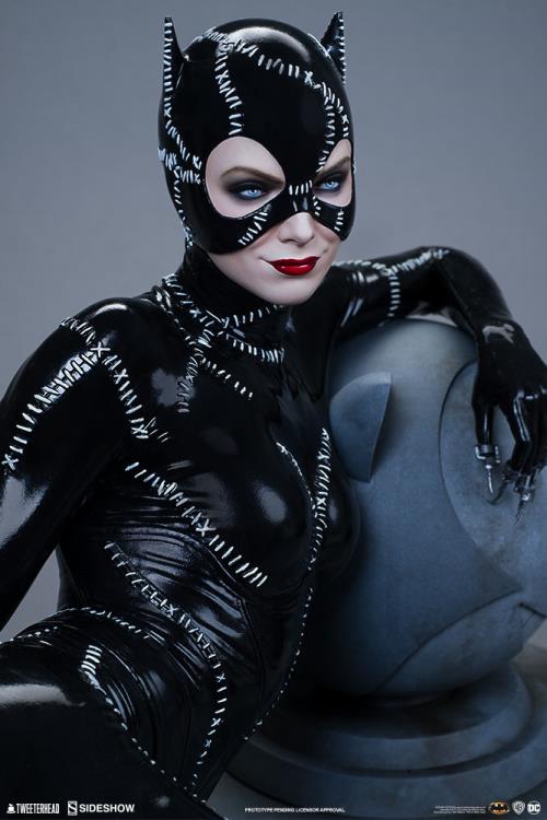 Batman Returns Catwoman 1/4 Scale Maquette Gallery Image 19