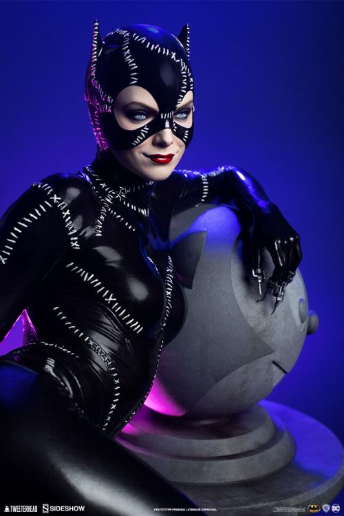 Batman Returns Catwoman 1/4 Scale Maquette Gallery Image 8