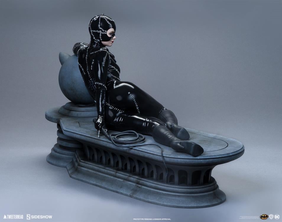 Batman Returns Catwoman 1/4 Scale Maquette Gallery Image 15