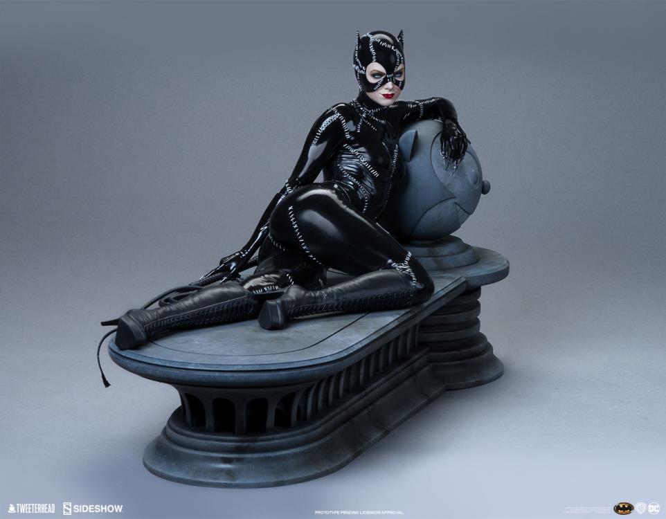 Batman Returns Catwoman 1/4 Scale Maquette Gallery Image 16
