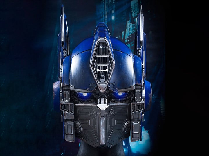 Transformers: Bumblebee Optimus Prime Wearable Electronic Helmet Gallery Image 1