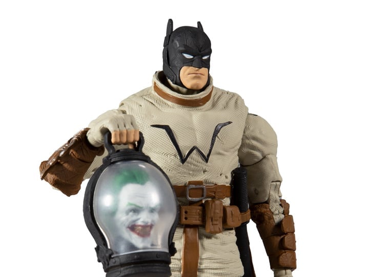 Last Knight on Earth DC Multiverse Batman Action Figure (Collect to Build: Bane) Gallery Image 1