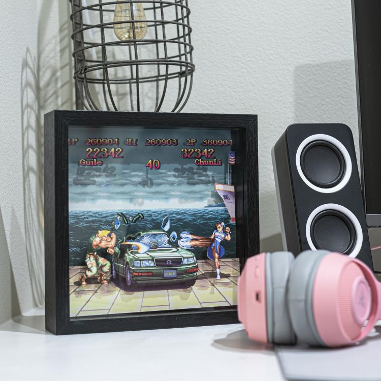 Street Fighter II Car Scene Pixel Frame (9x9) Gallery Image 9
