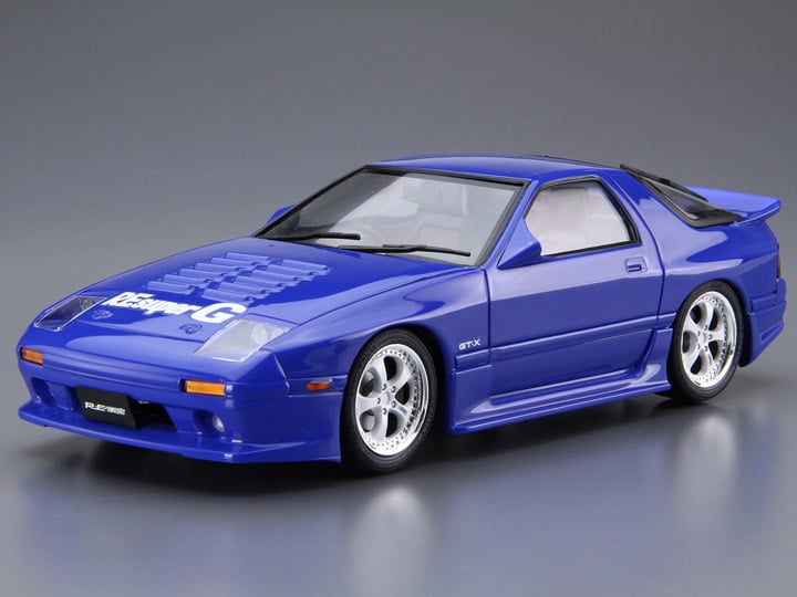 Mazda (1989) RE Amemiya FC3S Savanna RX-7 1/24 Scale Model Kit Gallery Image 1