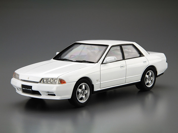 Nissan (1989) HCR32 Skyline GTS-t Type M 1/24 Scale Model Kit Gallery Image 1