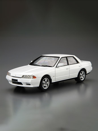 Nissan (1989) HCR32 Skyline GTS-t Type M 1/24 Scale Model Kit Gallery Image 2