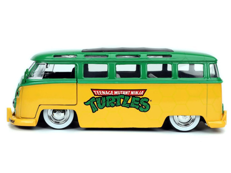 Teenage Mutant Ninja Turtles 1/24 Scale Die-Cast 1962 Volkswagen Bus with Leonardo Gallery Image 7