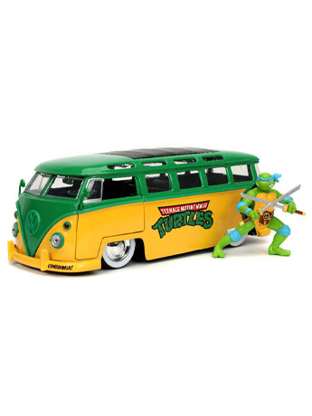 Teenage Mutant Ninja Turtles 1/24 Scale Die-Cast 1962 Volkswagen Bus with Leonardo Gallery Image 2