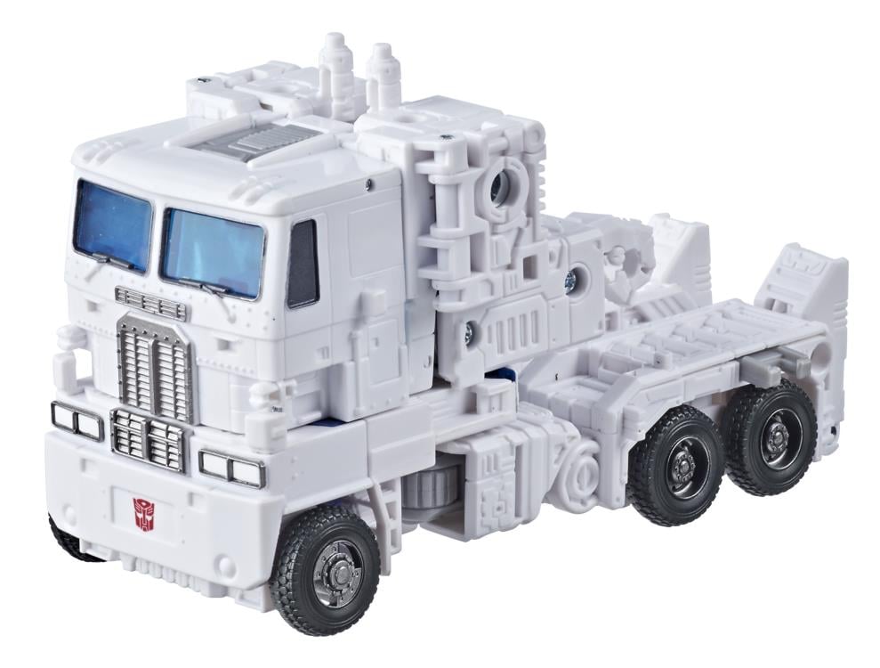 Transformers War for Cybertron: Kingdom Leader Ultra Magnus Gallery Image 12