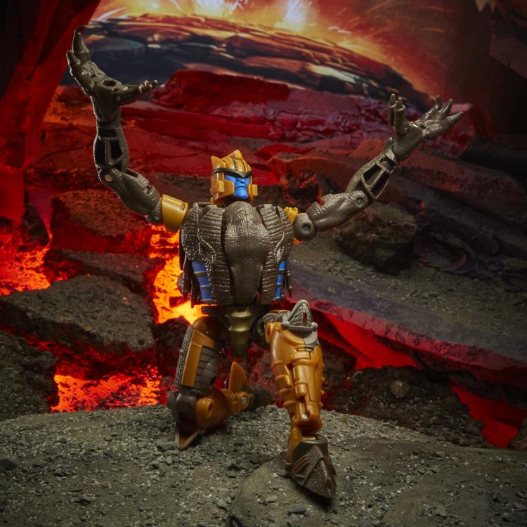 Transformers War for Cybertron: Kingdom Voyager Dinobot Gallery Image 4