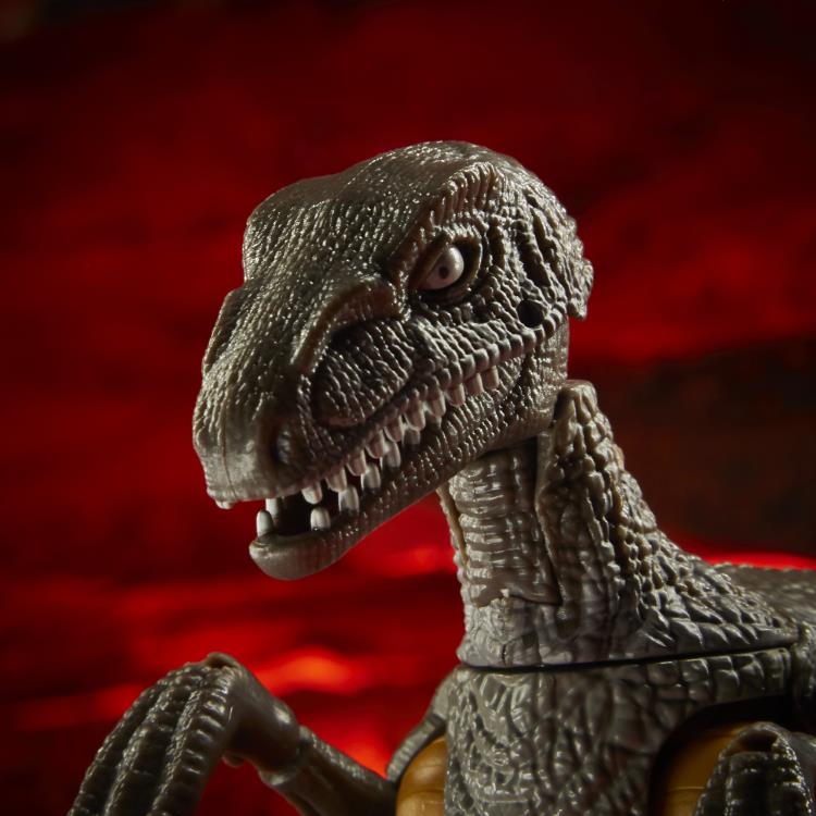 Transformers War for Cybertron: Kingdom Voyager Dinobot Gallery Image 9