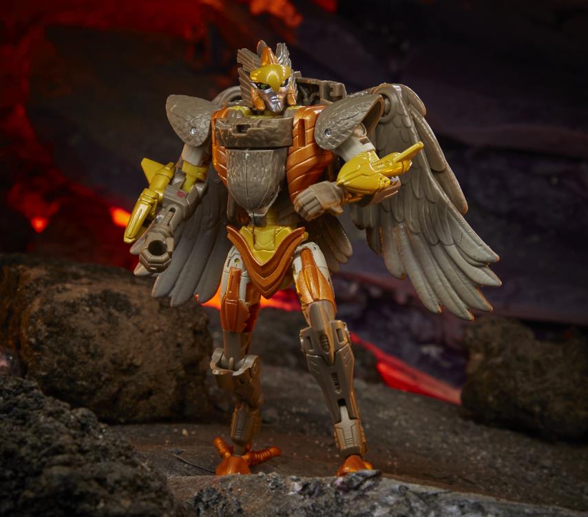 Transformers War for Cybertron: Kingdom Deluxe Airazor Gallery Image 3