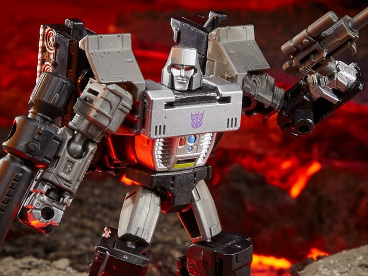 Transformers War for Cybertron: Kingdom Core Megatron Gallery Image 1