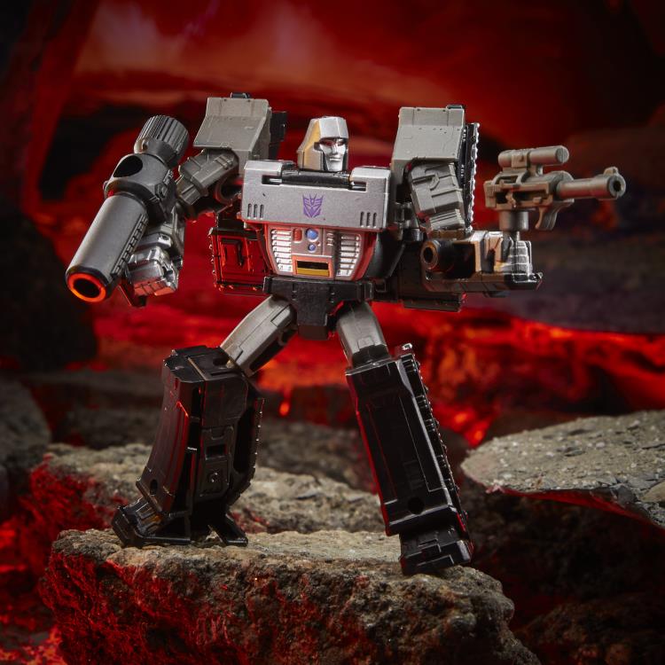 Transformers War for Cybertron: Kingdom Core Megatron Gallery Image 3