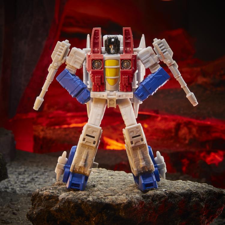 Transformers War for Cybertron: Kingdom Core Starscream Gallery Image 3