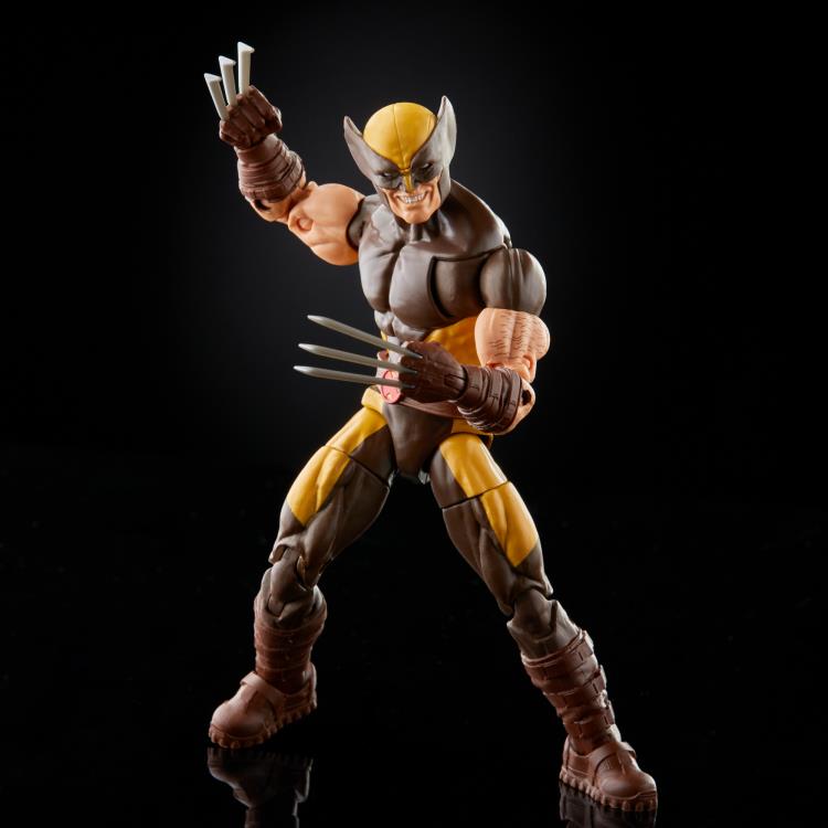 X-Men Marvel Legends Wolverine Action Figure Gallery Image 3