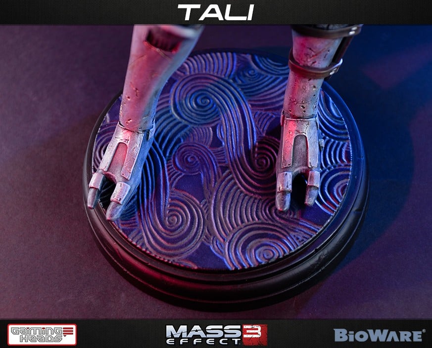 Mass Effect Tali'Zorah 1/4 Scale Statue Gallery Image 11