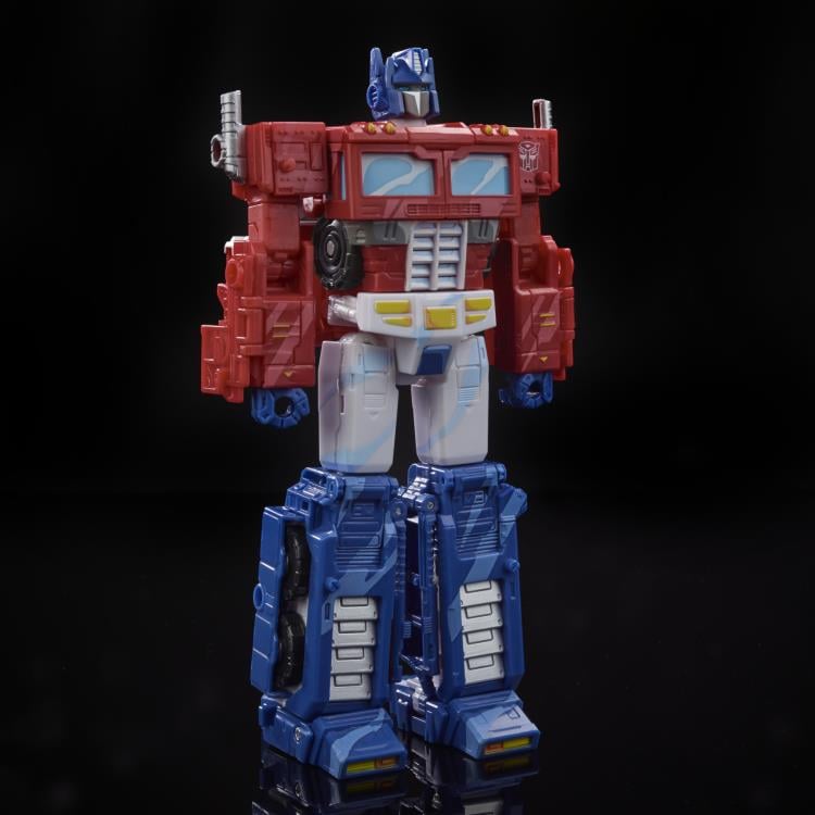 Transformers War for Cybertron: Siege 35th Anniversary Voyager Optimus Prime Gallery Image 6
