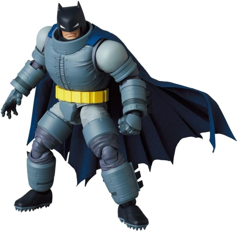 Batman: The Dark Knight Returns MAFEX No.146 Armored Batman Action Figure Gallery Image 3