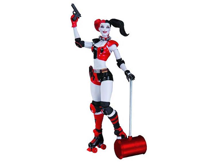 The New 52:  Roller Derby Harley Quinn Gallery Image 1