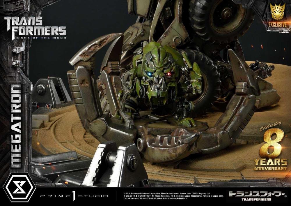 Transformers: Dark of the Moon Museum Masterline Megatron (Exclusive Ver.) Statue Gallery Image 26