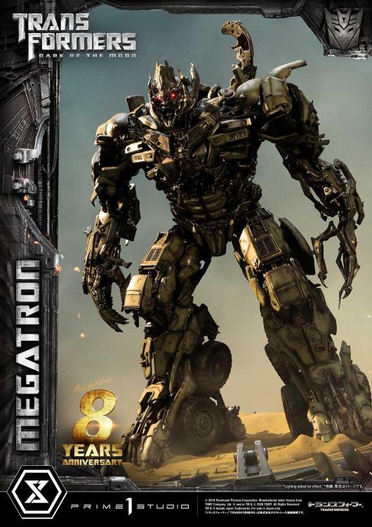 Transformers: Dark of the Moon Museum Masterline Megatron (Exclusive Ver.) Statue Gallery Image 5