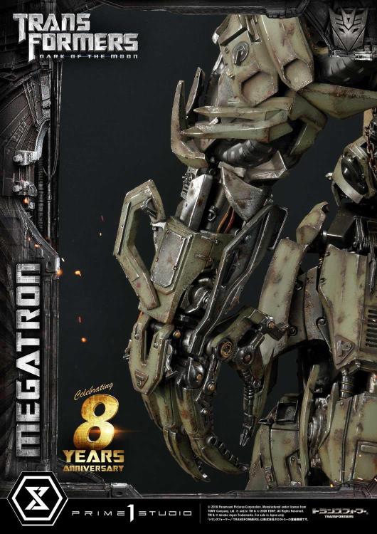 Transformers: Dark of the Moon Museum Masterline Megatron (Exclusive Ver.) Statue Gallery Image 22