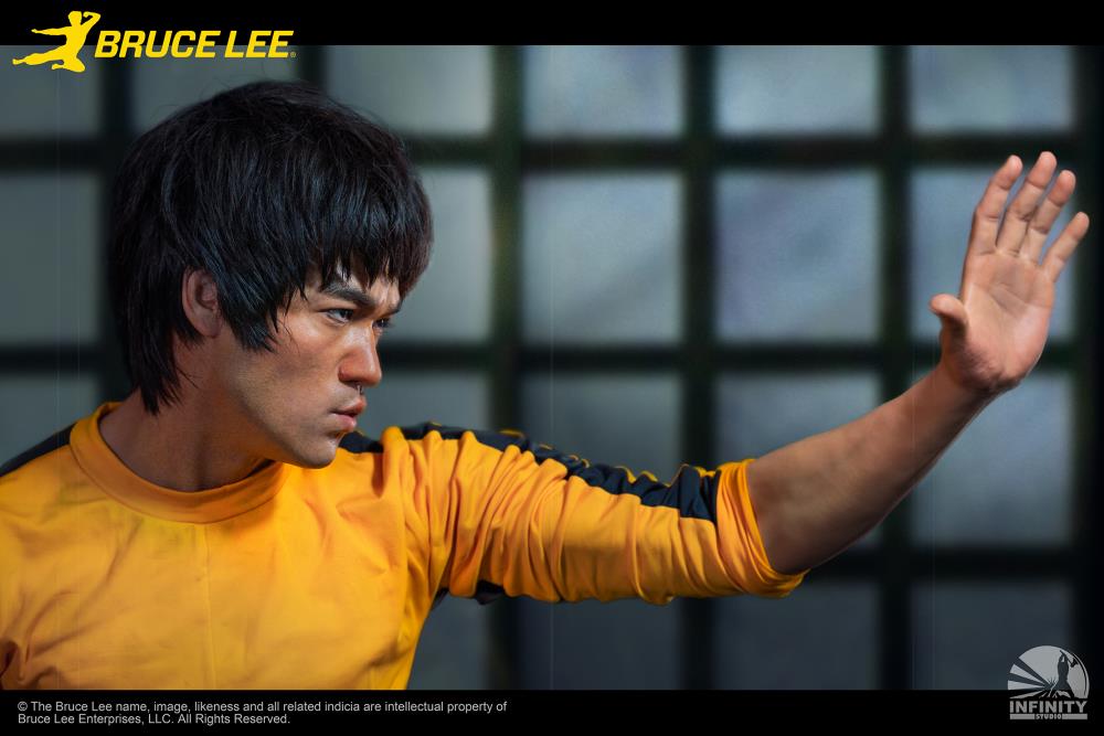 Death Game Bruce Lee Limited Edition Life-Size Bust Gallery Image 8