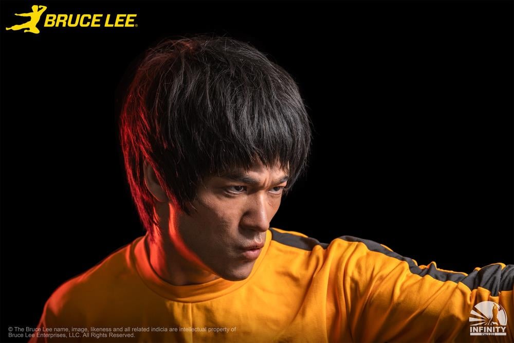 Death Game Bruce Lee Limited Edition Life-Size Bust Gallery Image 20