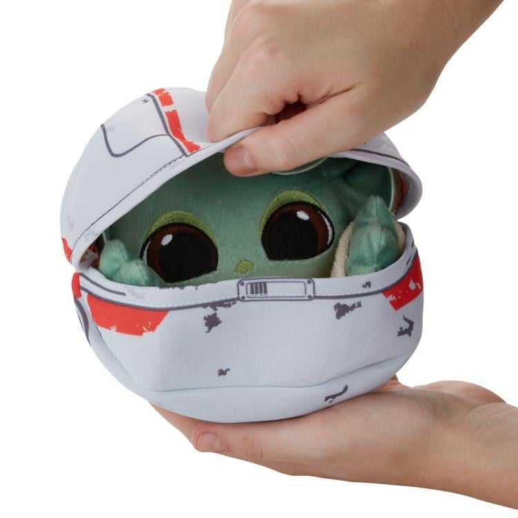 The Mandalorian The Child 3-in-1 Pram Pop-Out Plush Gallery Image 11