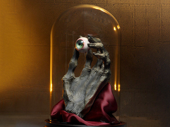 Dungeons & Dragons Icons of the Realms: Eye and Hand of Vecna Gallery Image 1