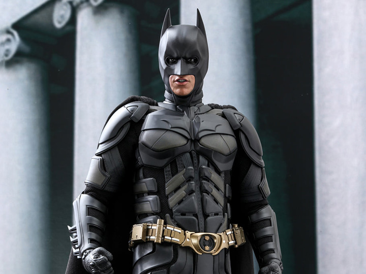 The Dark Knight Rises DX19 Batman 1/6 Scale Collectible Figure (Reissue) Gallery Image 1
