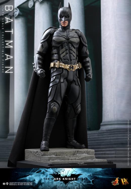 The Dark Knight Rises DX19 Batman 1/6 Scale Collectible Figure (Reissue) Gallery Image 3