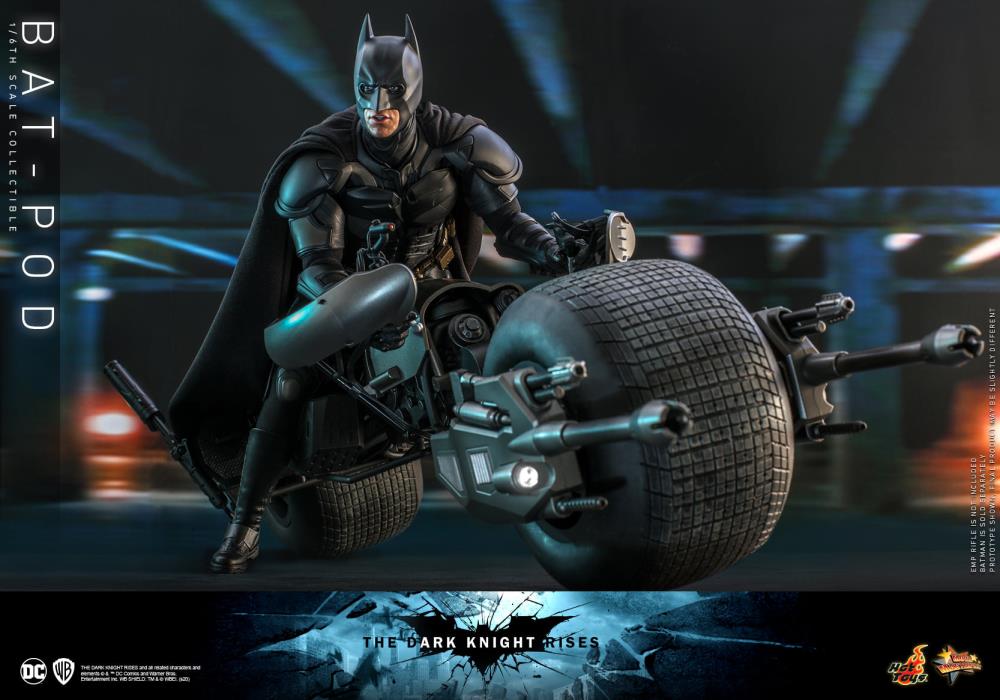 The Dark Knight Rises MMS591 Bat-Pod 1/6 Scale Scale Collectible (Reissue) Gallery Image 4