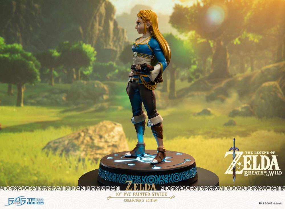 The Legend of Zelda: Breath of the Wild Zelda Statue Collector's Edition Gallery Image 6