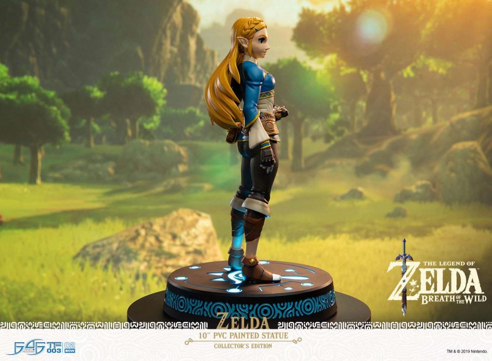 The Legend of Zelda: Breath of the Wild Zelda Statue Collector's Edition Gallery Image 4