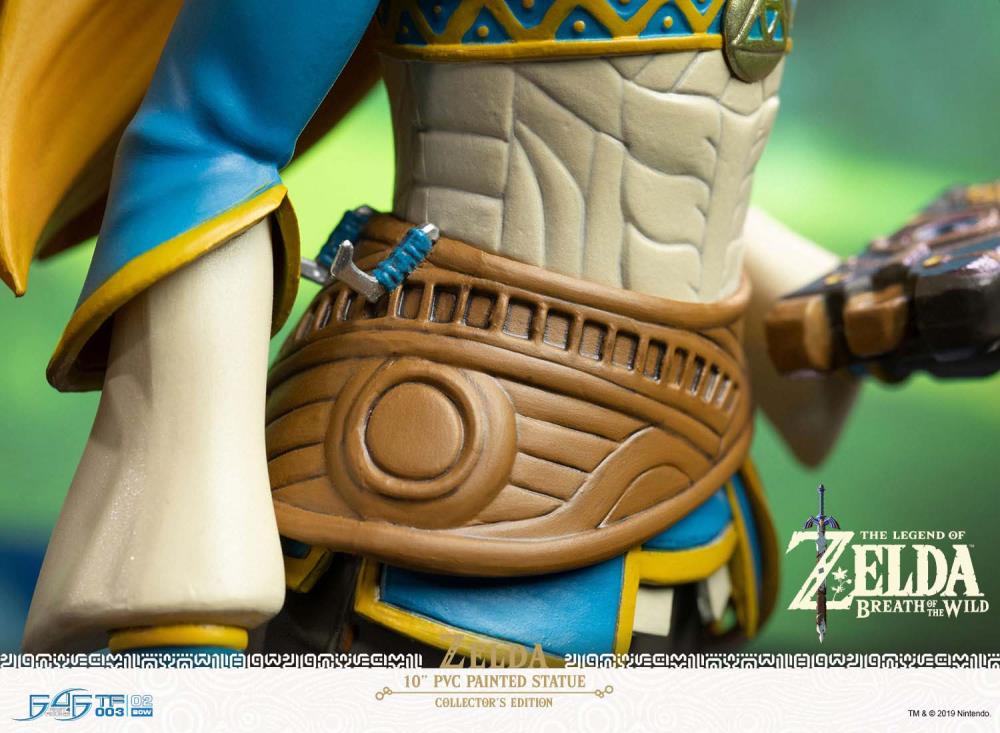 The Legend of Zelda: Breath of the Wild Zelda Statue Collector's Edition Gallery Image 19