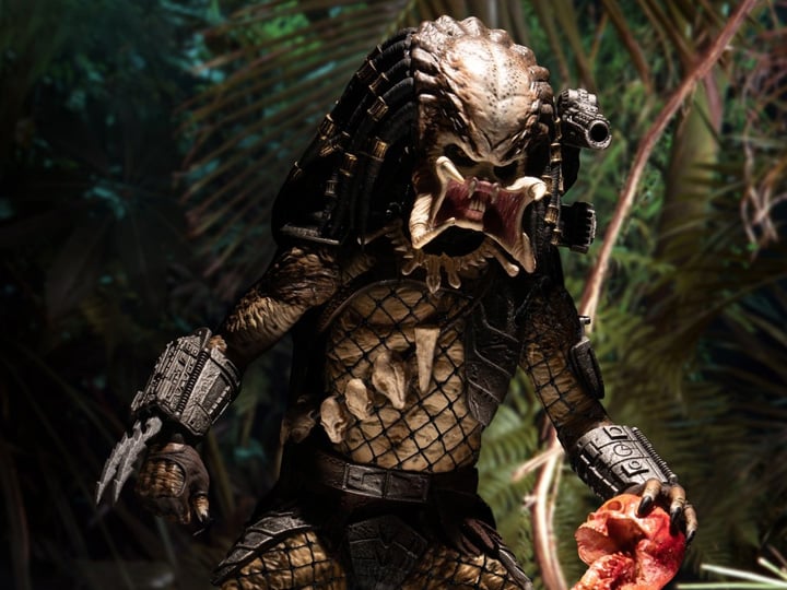 Predator One:12 Collective Predator Deluxe Edition Figure Gallery Image 1