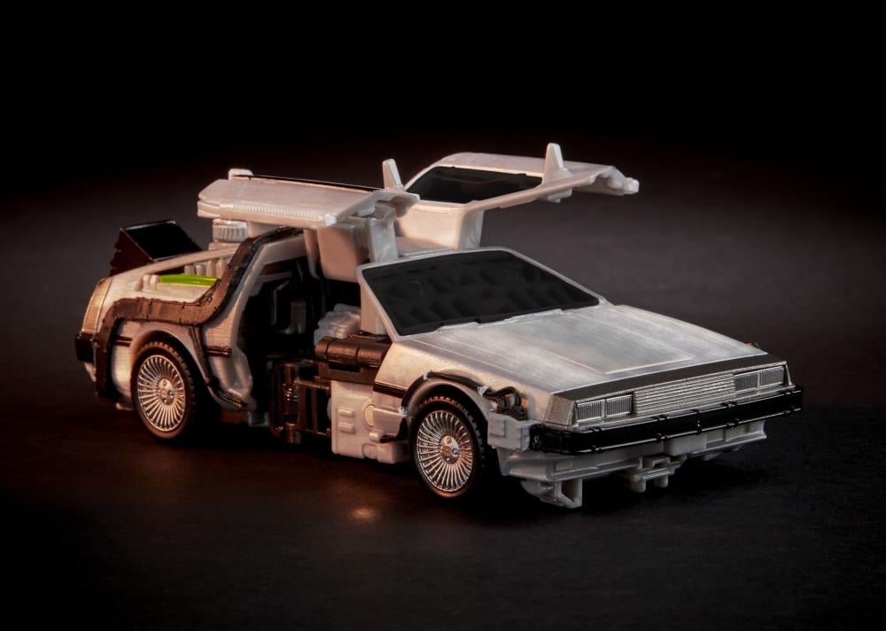 Transformers Collaborative Back to the Future x Transformers Gigawatt Gallery Image 4