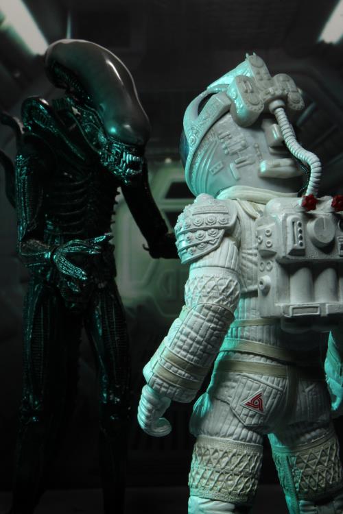 Alien 40th Anniversary Series 16 Set of 3 Figures Gallery Image 7