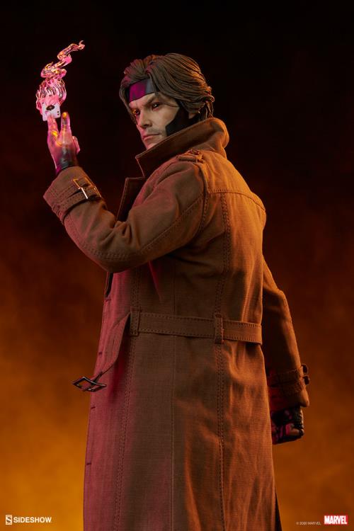 Marvel Gambit Deluxe 1/6 Scale Figure Gallery Image 5