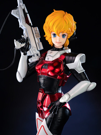 Robotech ST17 Dana Sterling 1/6 Scale Limited Edition Statue Gallery Image 2