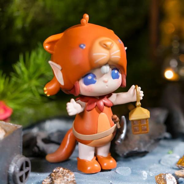 Suri The Kingdom of Elves (Series 1) Box of 12 Figures Gallery Image 3