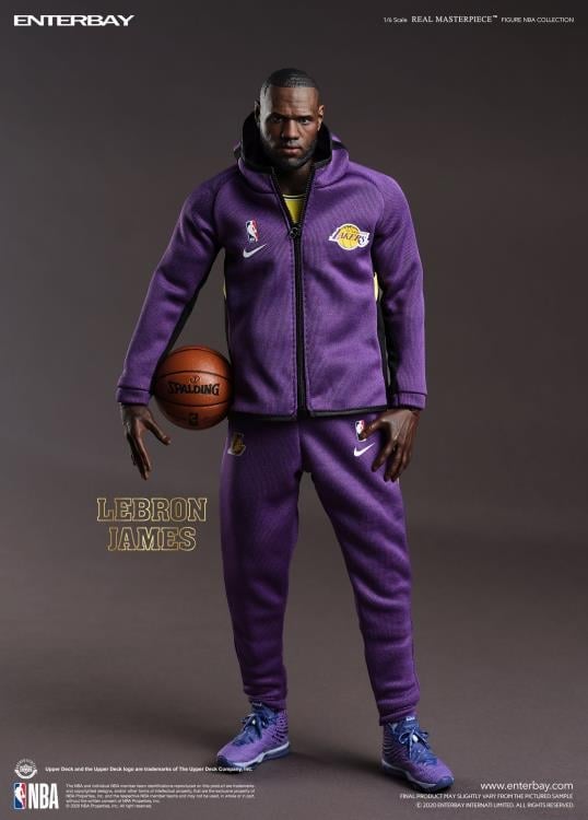 NBA Real Masterpiece LeBron James (Lakers Home) 1/6 Scale Figure Gallery Image 5