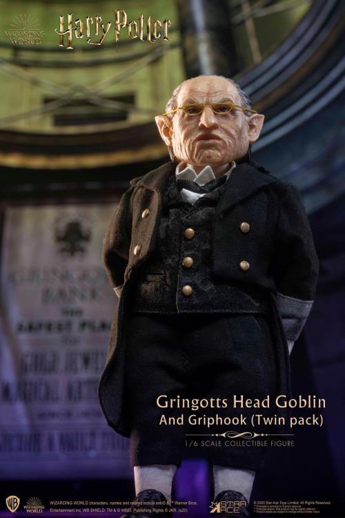 Harry Potter and the Sorcerer's Stone Gringotts Head Goblin & Griphook 1/6 Scale Figure Set Gallery Image 5