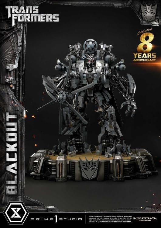 Transformers Museum Masterline Blackout Statue Gallery Image 3