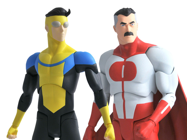 Invincible Wave 1 Set of 2 Deluxe Figures Gallery Image 1