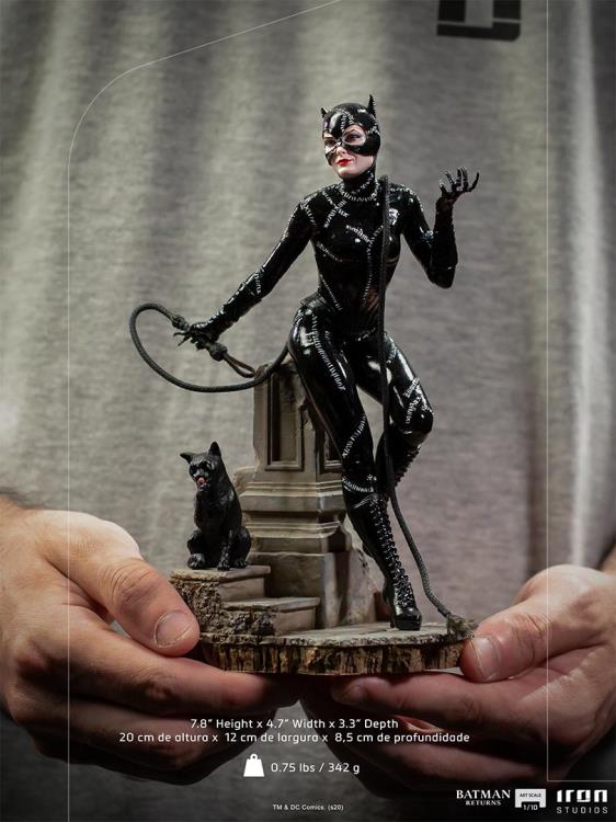 Batman Returns Catwoman 1/10 Deluxe Art Scale Limited Edition Statue Gallery Image 16
