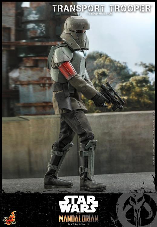 The Mandalorian TMS030 Transport Trooper 1/6 Scale Collectible Figure Gallery Image 5