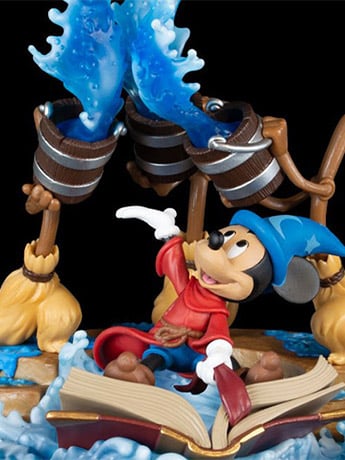 Fantasia Q-Fig Max Elite Sorcerer Mickey Diorama Gallery Image 2